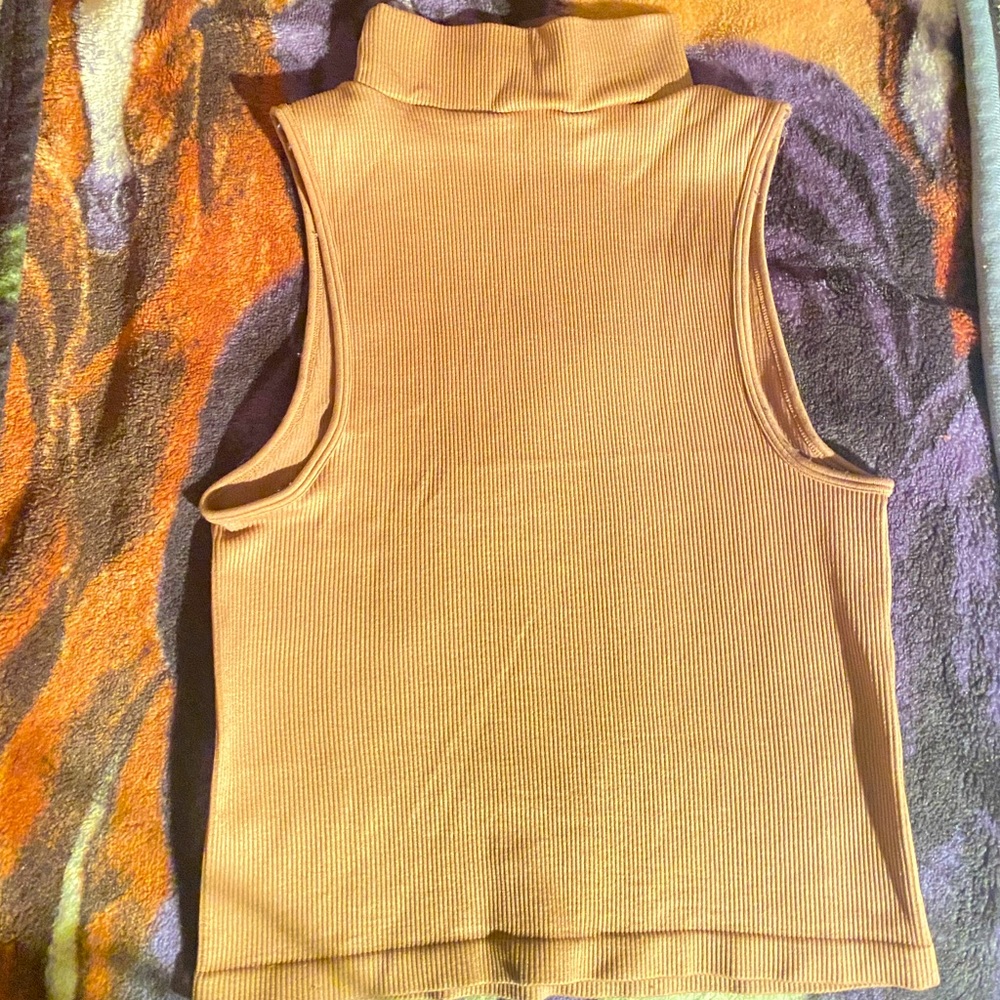 Tank top - Picture 2 of 2